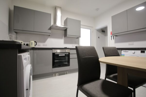 Student Accommodation, 60 Park Street, Lincoln, Lincolnshire, LN1 1UR, United Kingdom