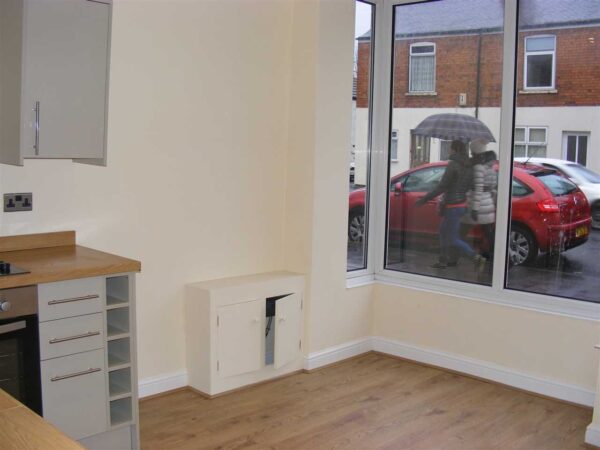 Flat A Newark Road, Lincoln, Lincolnshire, LN5 8NQ