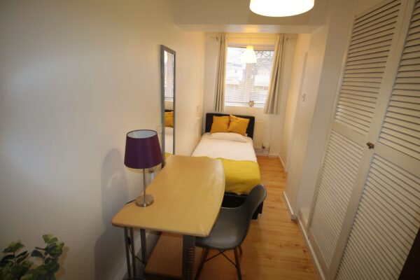 Student Accommodation, 10 Staunton Court, Lincoln, Lincolnshire, LN1 1TN, United Kingdom