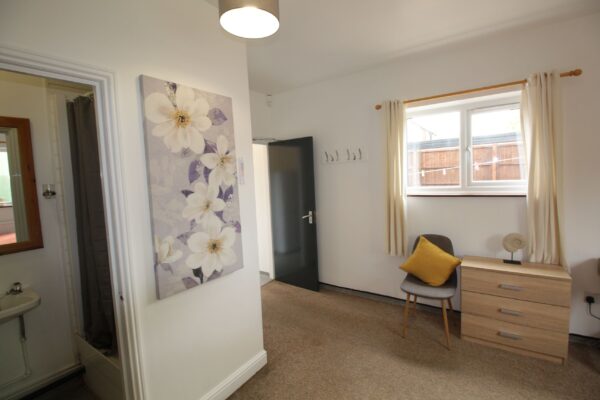 Flat A, 34 Ripon Street, Lincoln, Lincolnsire, LN5 7NL