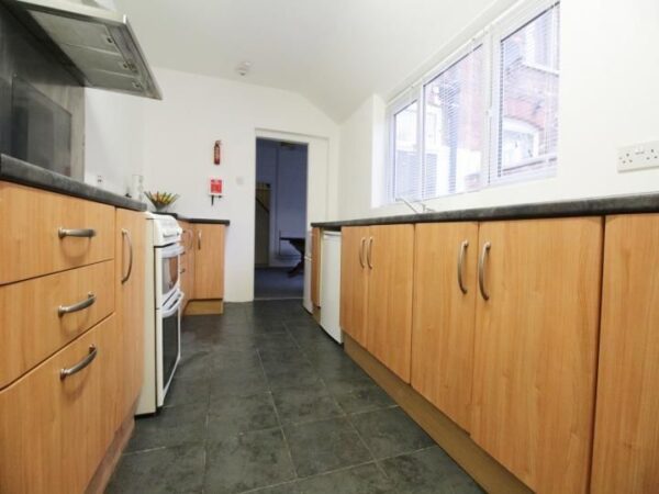 Student Accommodation, 29 Eastbourne Street, Monks Road, Lincoln, Lincolnshire, LN2 5BW, United Kingdom