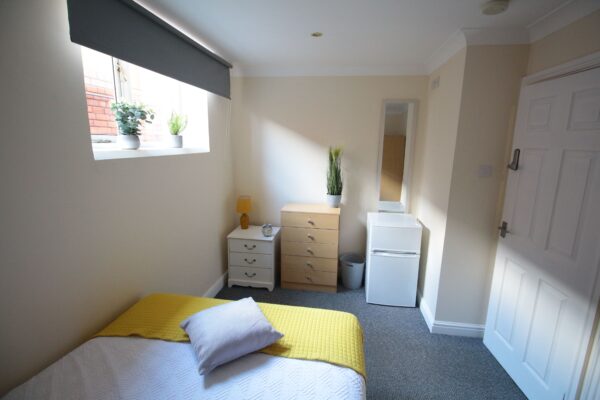 Student Accommodation, 1B Eastbourne Street, Lincoln, Lincolnshire, LN2 5BW, United Kingdom